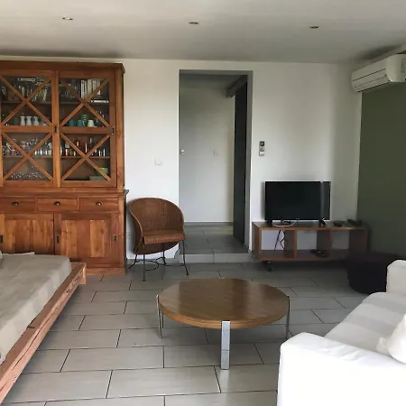 Charmant Rez De Avec Vue Imprenable Et Piscine *